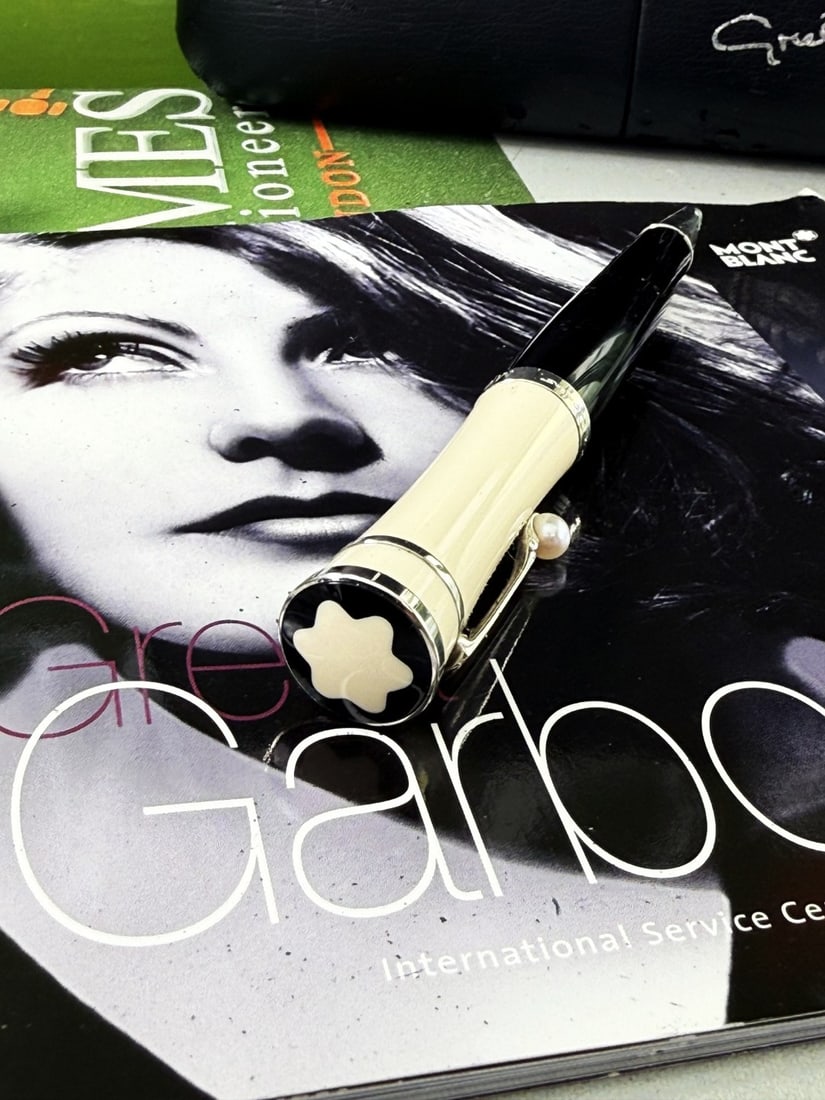Montblanc Greta Garbo Ballpoint Pen Limited Edition: Montblanc Greta Garbo Ballpoint Pen 2007 Limited Edition, Akoya Pearl: The platinum-plated clip is set with a single, round white Akoya pearl (approx. 5.25mm), a nod to her iconic jewelery, as