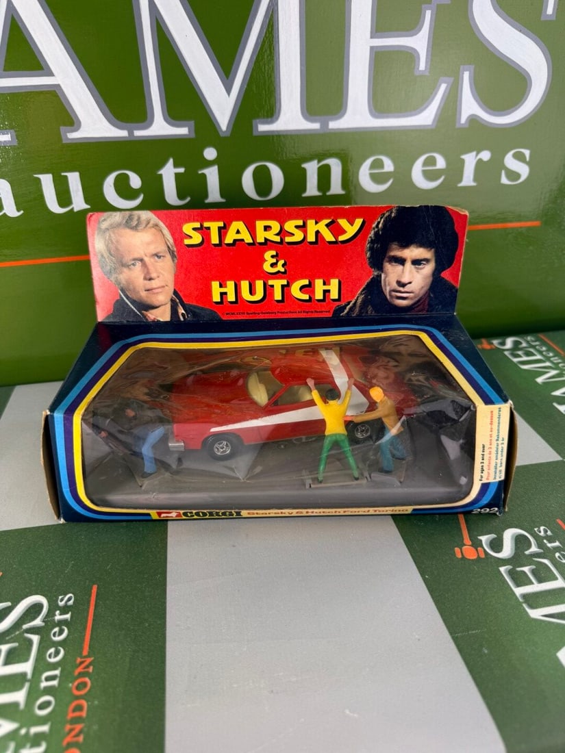 Corgi-1977 Dated Starsky & Hutch Ford Gran Torino # 292 (1 of 8)