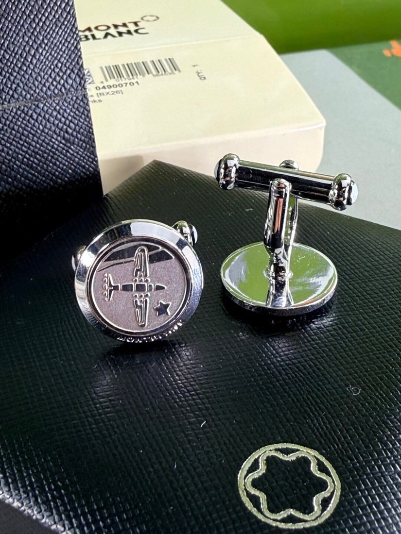 Montblanc Le Petit Prince Aviator Cufflinks (1 of 5)