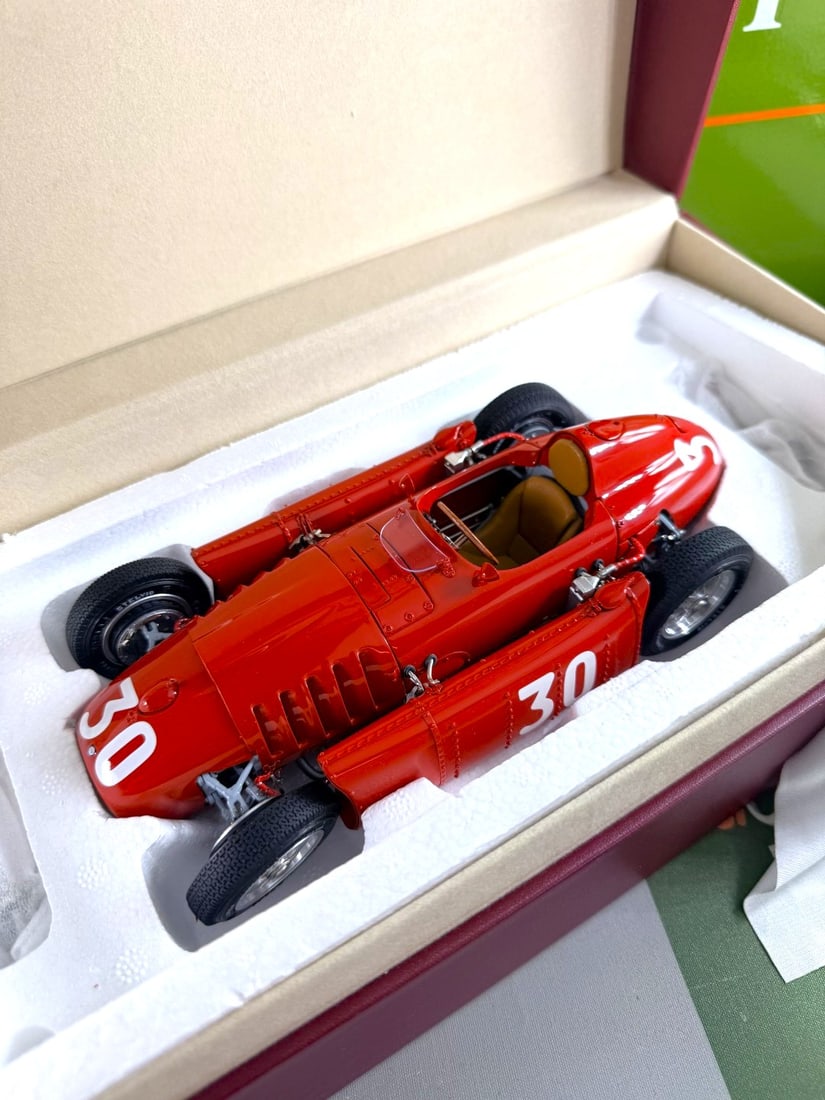 CMC Lancia D50-1:18 Scale -1955 Monaco GP-Eugenio Castellotti - 3