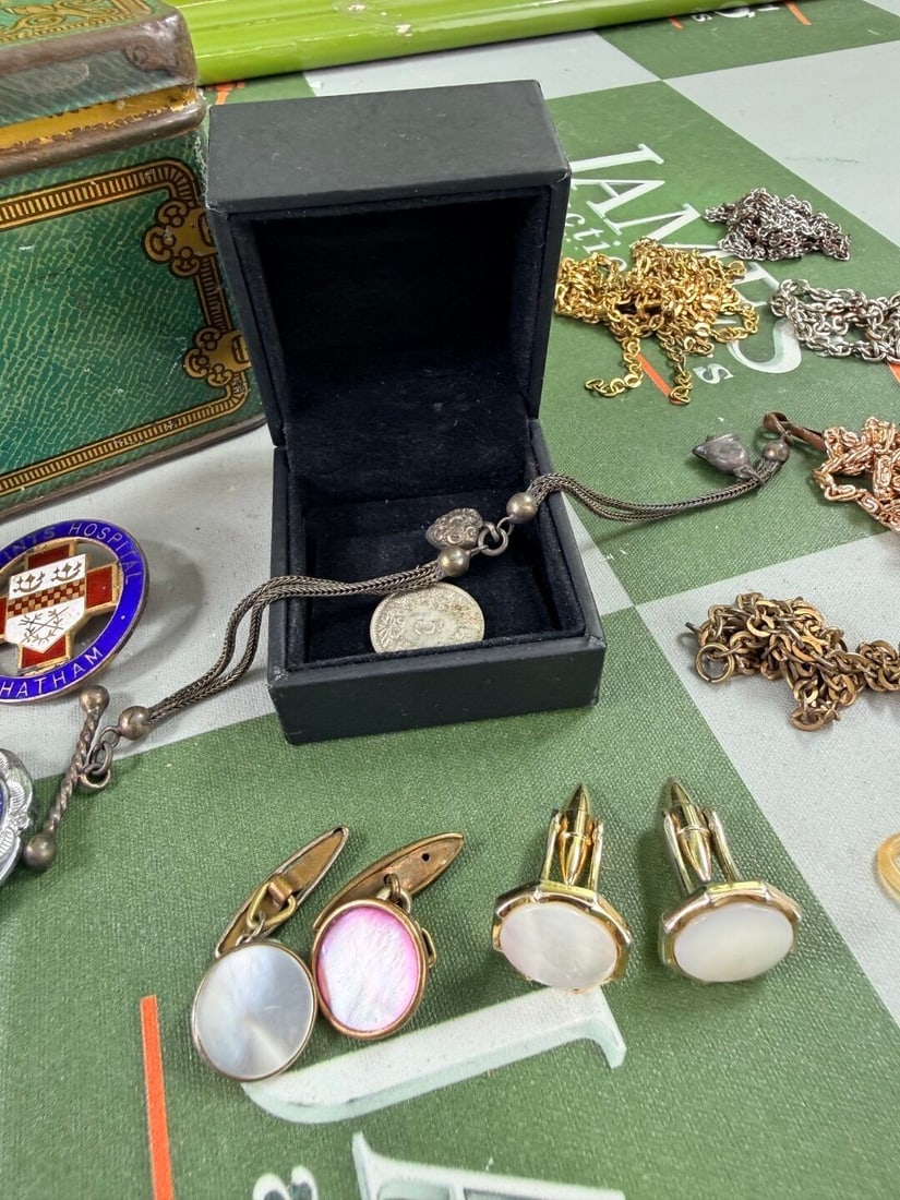 Collection of Vintage & Modern Costume Jewellery/Cufflinks Etc - 3