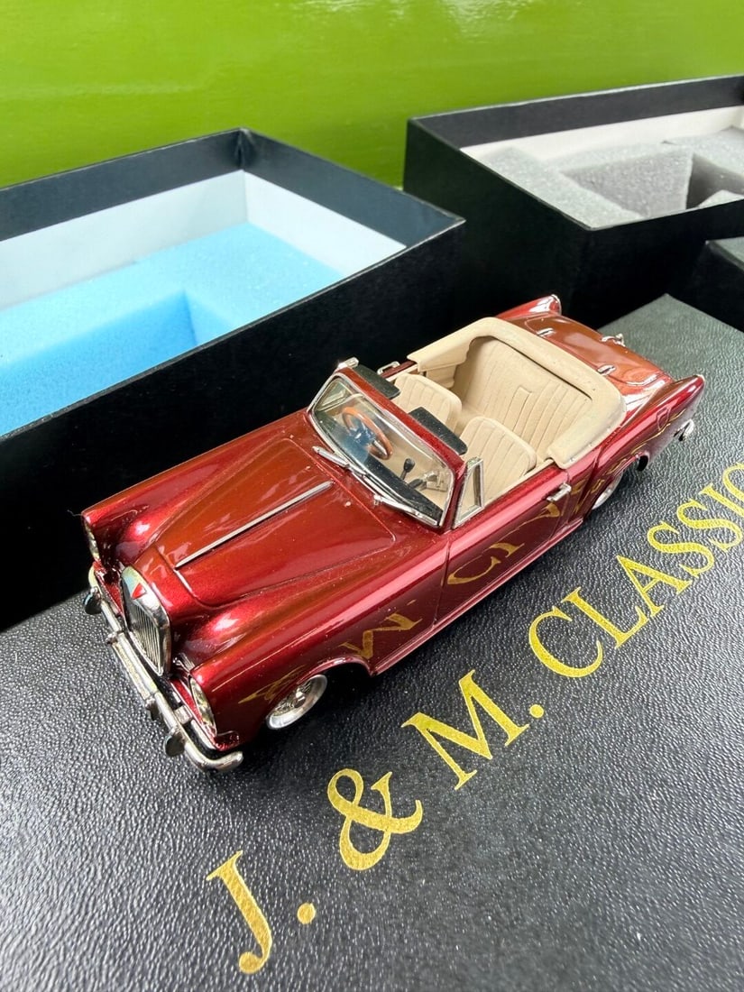 J & M Classics 1:43 Scale-TF21 Drophead & Alvis Ta14 Saloon #30 - 4