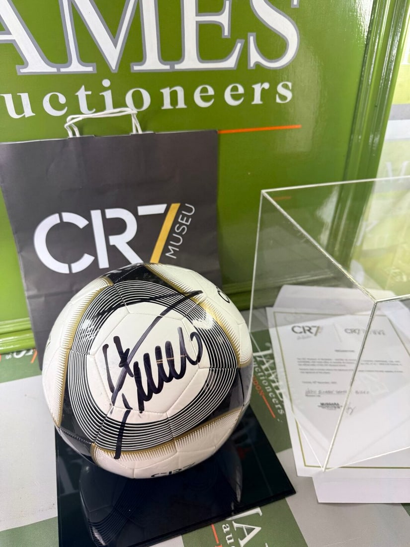 CR7 (Cristiano Ronaldo) Signed Ball & COA- Football Interest. - 6