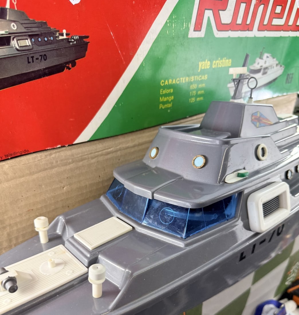 Spanish Ranetta Lancha Torpedera LT-70 battery operated torpedo boat - 6