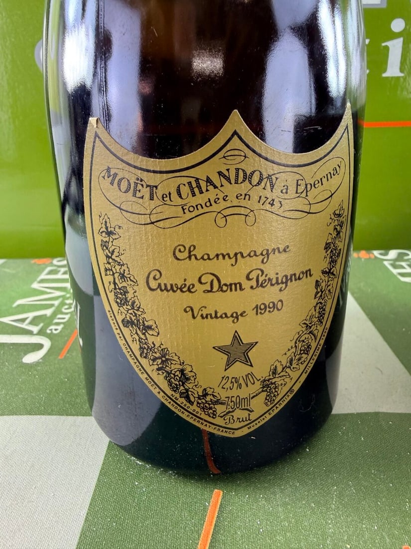 Dom Perignon 1990 Vintage Champagne In Case. - 3