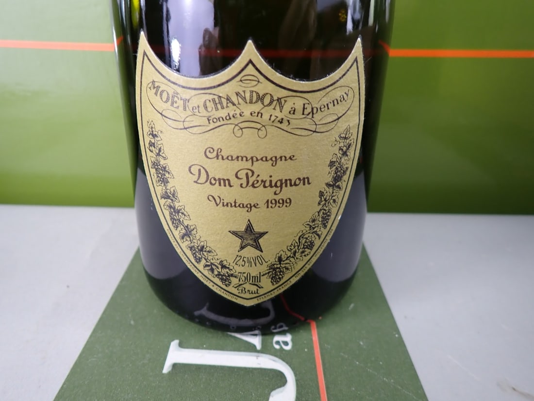 Dom Perignon Vintage 1999 Champagne 75cl 12.5% - 2