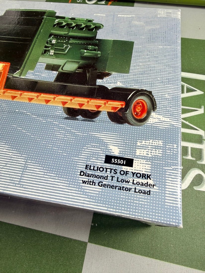 Collection of Five Various Die Cast 1:50 Scale Commercial Trucks - 10