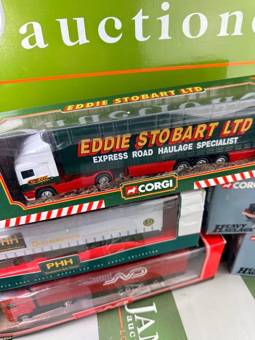 Collection of Five Various Die Cast 1:50 Scale Commercial Trucks - 2