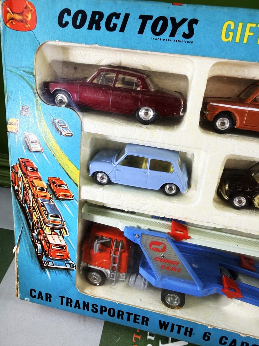 Boxed Corgi Gift Set 48, Car Transporter With Six Cars-Rare Investment Collectable - 2