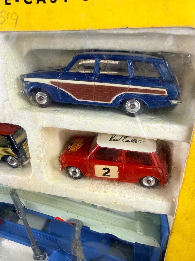 Boxed Corgi Gift Set 48, Car Transporter With Six Cars-Rare Investment Collectable - 4