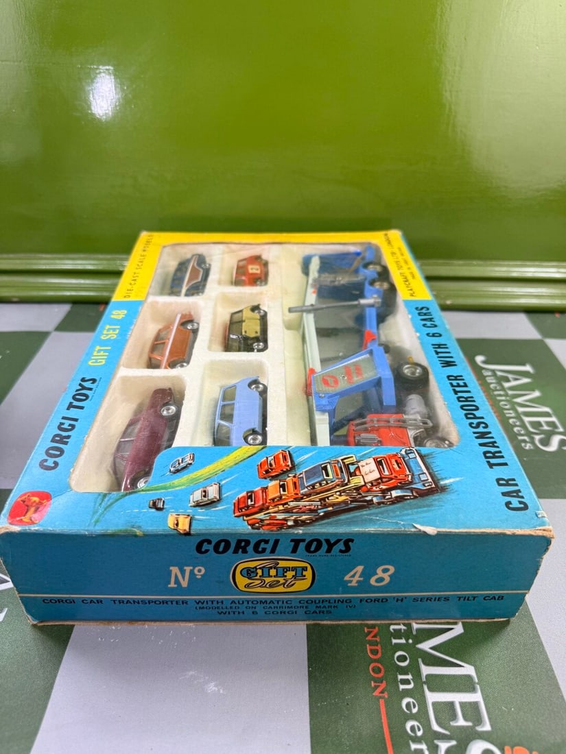 Boxed Corgi Gift Set 48, Car Transporter With Six Cars-Rare Investment Collectable - 6