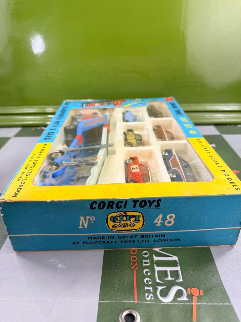 Boxed Corgi Gift Set 48, Car Transporter With Six Cars-Rare Investment Collectable - 8