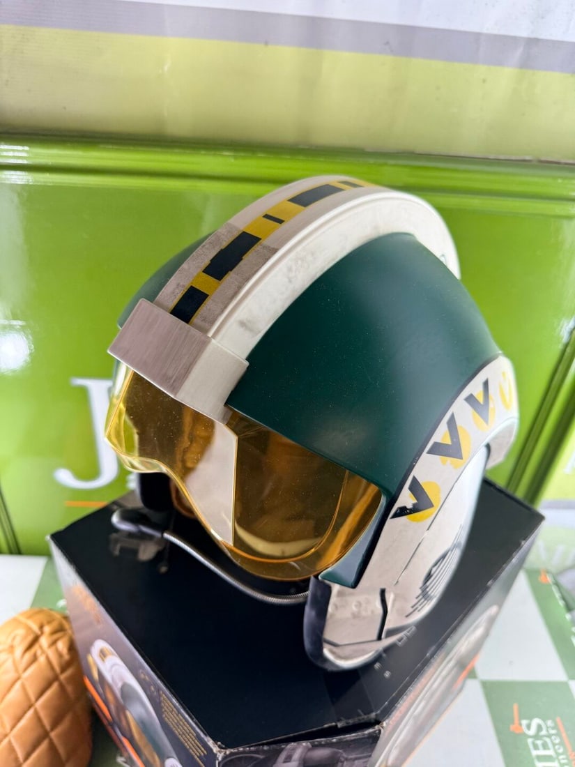 Hasbro Star Wars 1:1 Scale Black Series `Wedge Antilles` Battle Simulation Helmet - 5