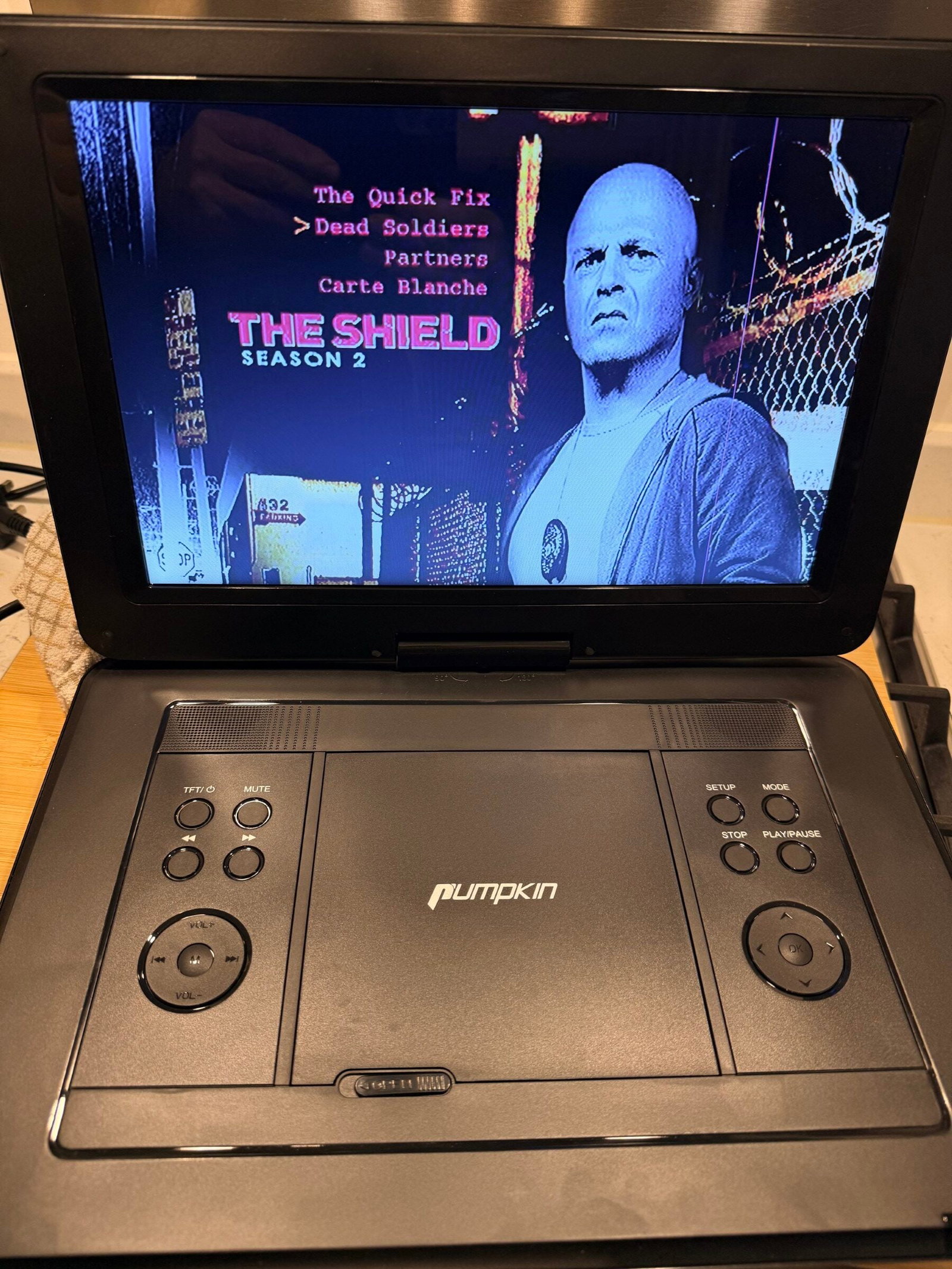 Pumpkin Portable DVD Player Long Battery Life HDMI 14 Inch - 7