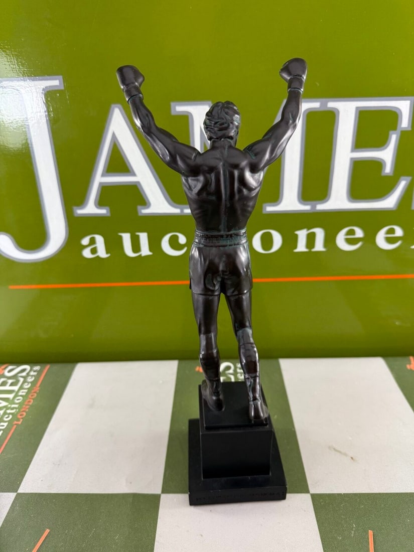 Sideshow Collectibles / Schomberg Studios Rocky Balboa 12 Statue, - 3