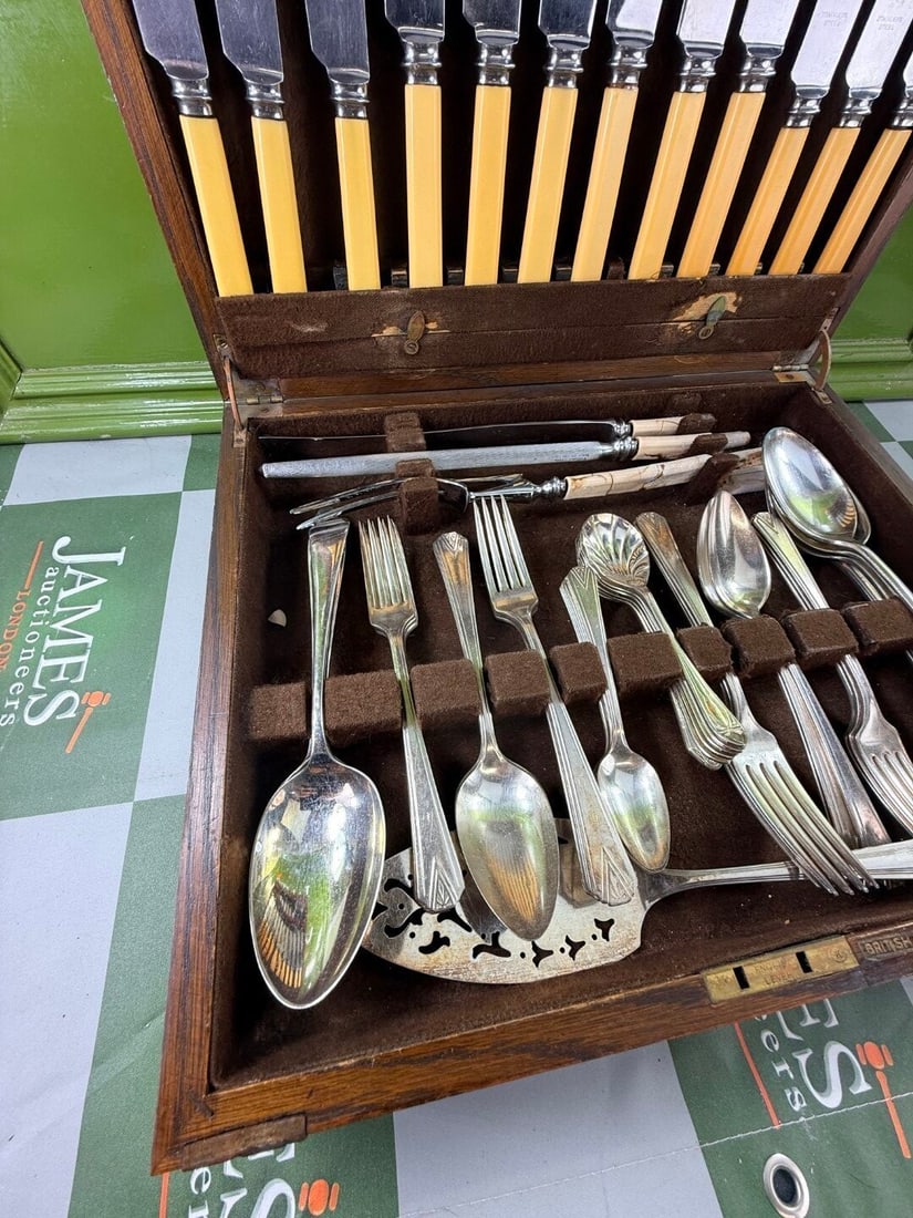 Oclee & Son Vintage Cutlery Set and Wooden Case - 3