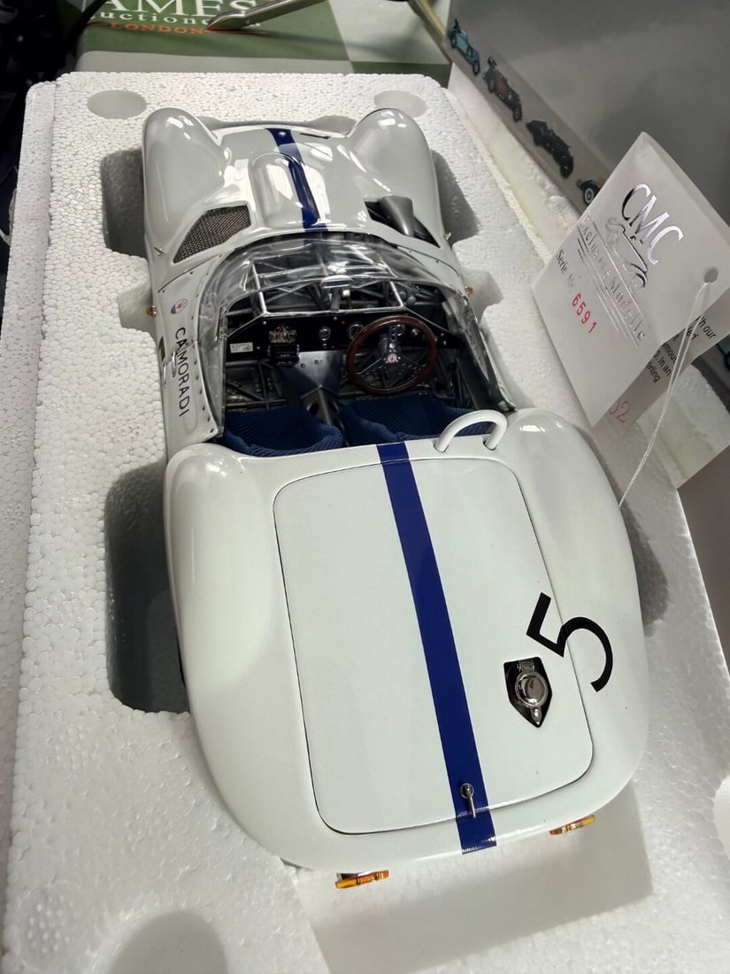 CMC M-047 1:18 Scale Maserati Tipo 61 Birdcage (1960).Mint Example - 9