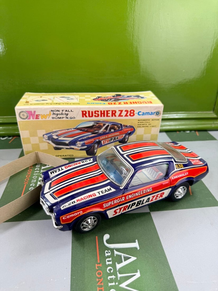 Boxed Vintage Japanese Tinplate Battery Operated Rusher Car Z28 Camaro Circa 1960s (1 of 10)