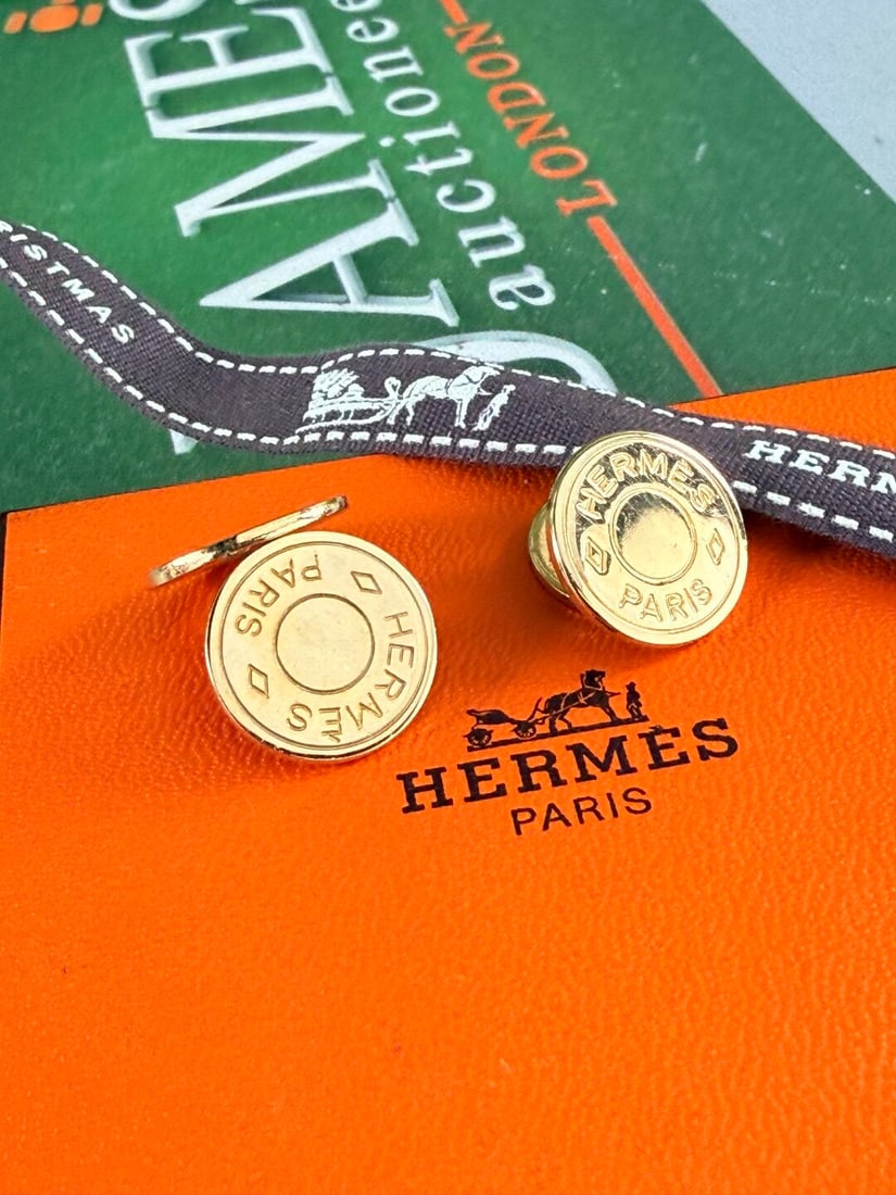 Hermes Paris Vintage Classic Gold Disc Monogram Edition Cufflinks (1 of 4)