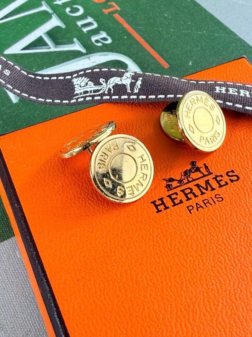 Hermes Paris Vintage Classic Gold Disc Monogram Edition Cufflinks - 2