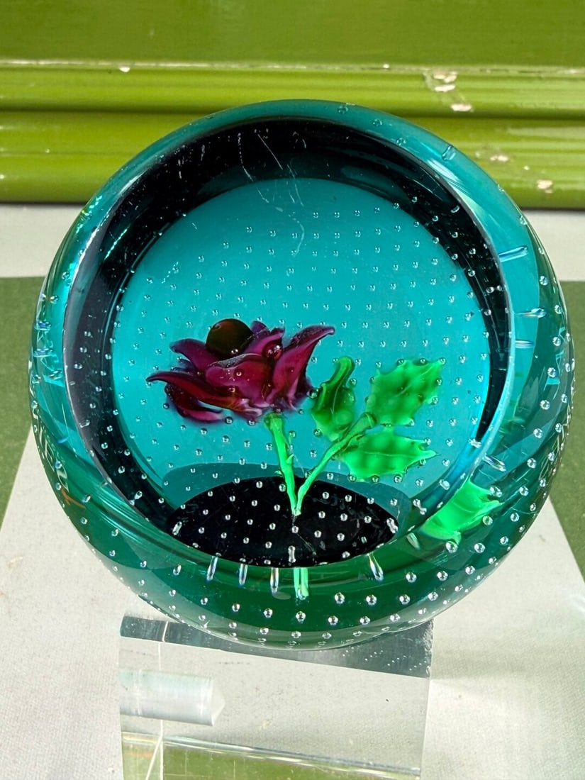 Vintage Paperweight Rose Flower (1 of 3)