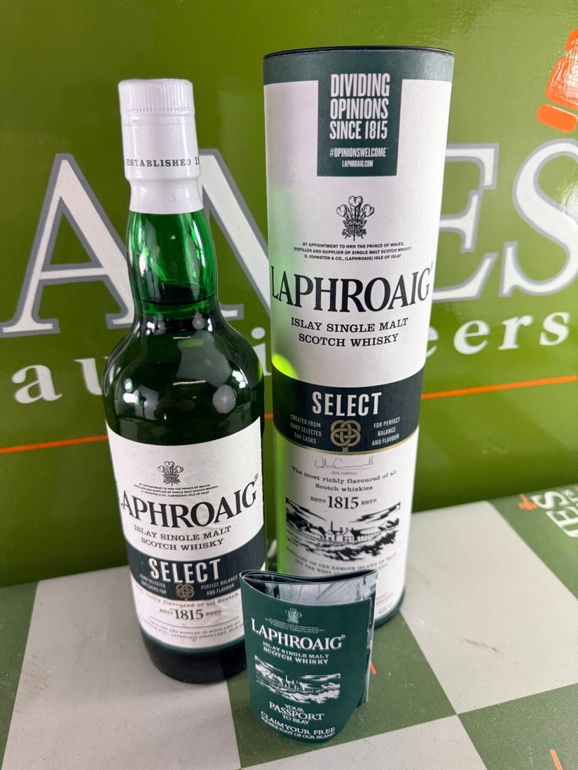 70cl bottle of Laphroaig Select Whiskey & Tube Box (1 of 4)