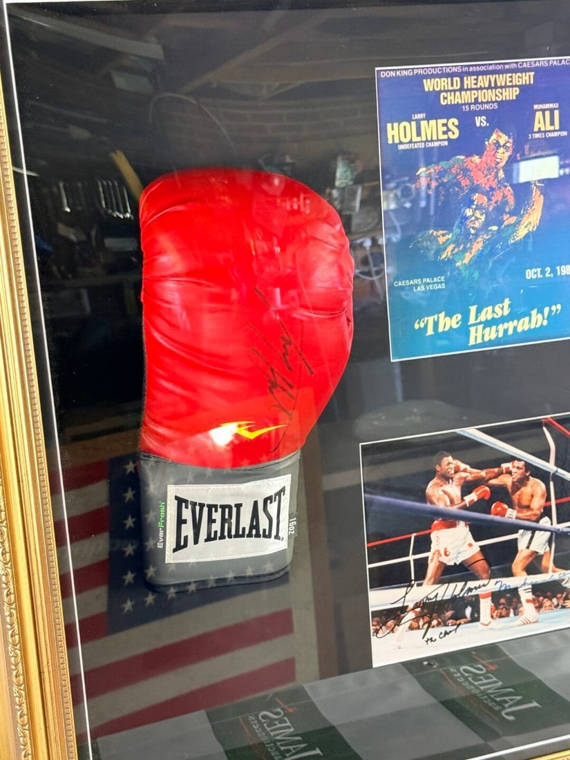 Boxing Interest-Muhammad Ali & Larry Holmes` The Last Hurrah` October 2nd-1980 - 2