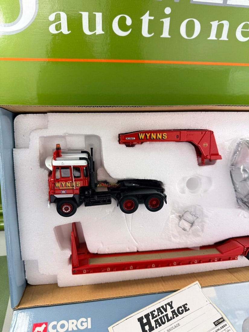 Scammell Crusader King Trailer & Wynns Heavy Haulage Truck 1:50 Scale - 2