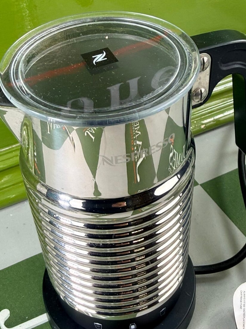 Nespresso Milk Frother/Warmer - 2
