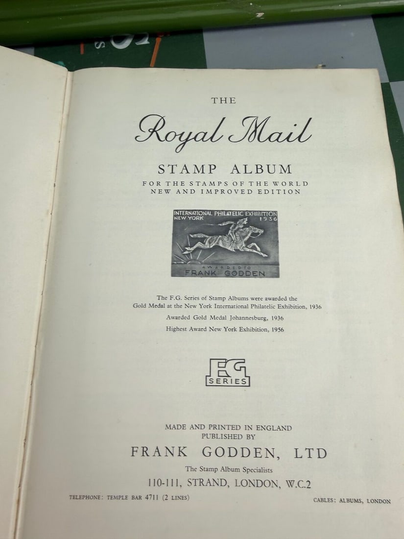 Royal Mail World Stamp Collection Book - 2