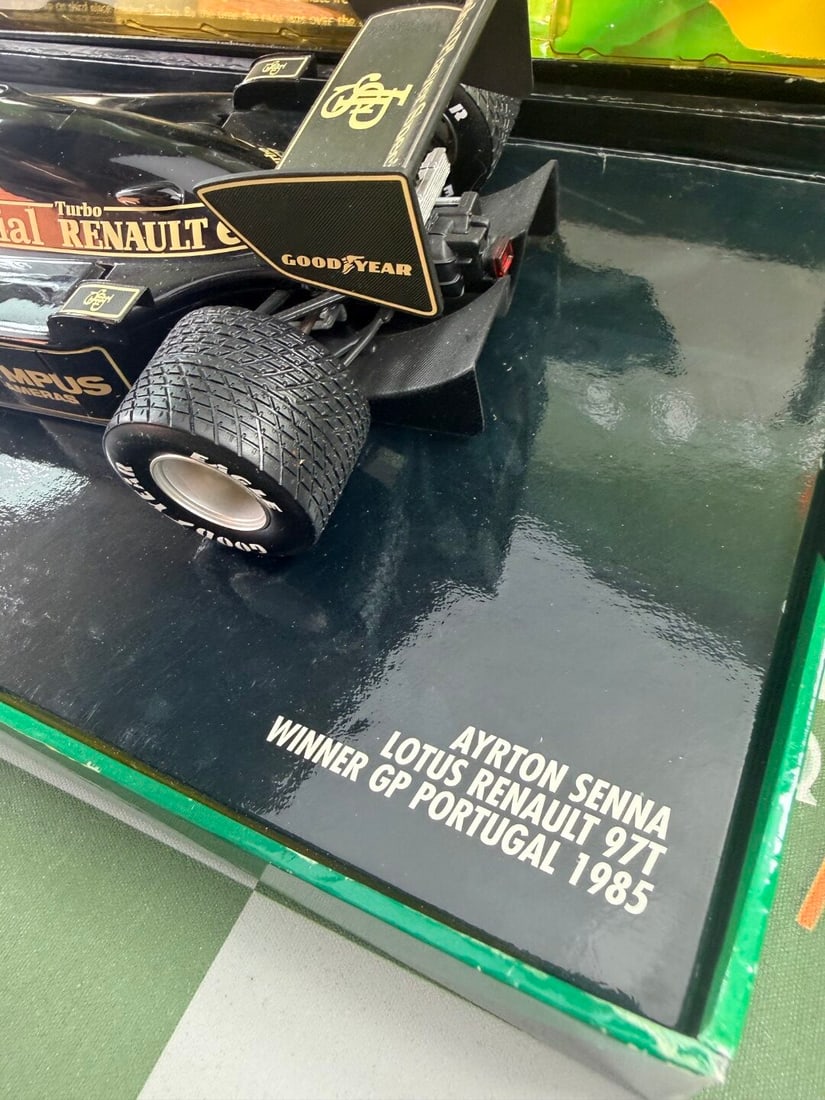 Ayrton Senna Lotus Renault 97T Winner Portugal 1985 Ltd Edition - 3