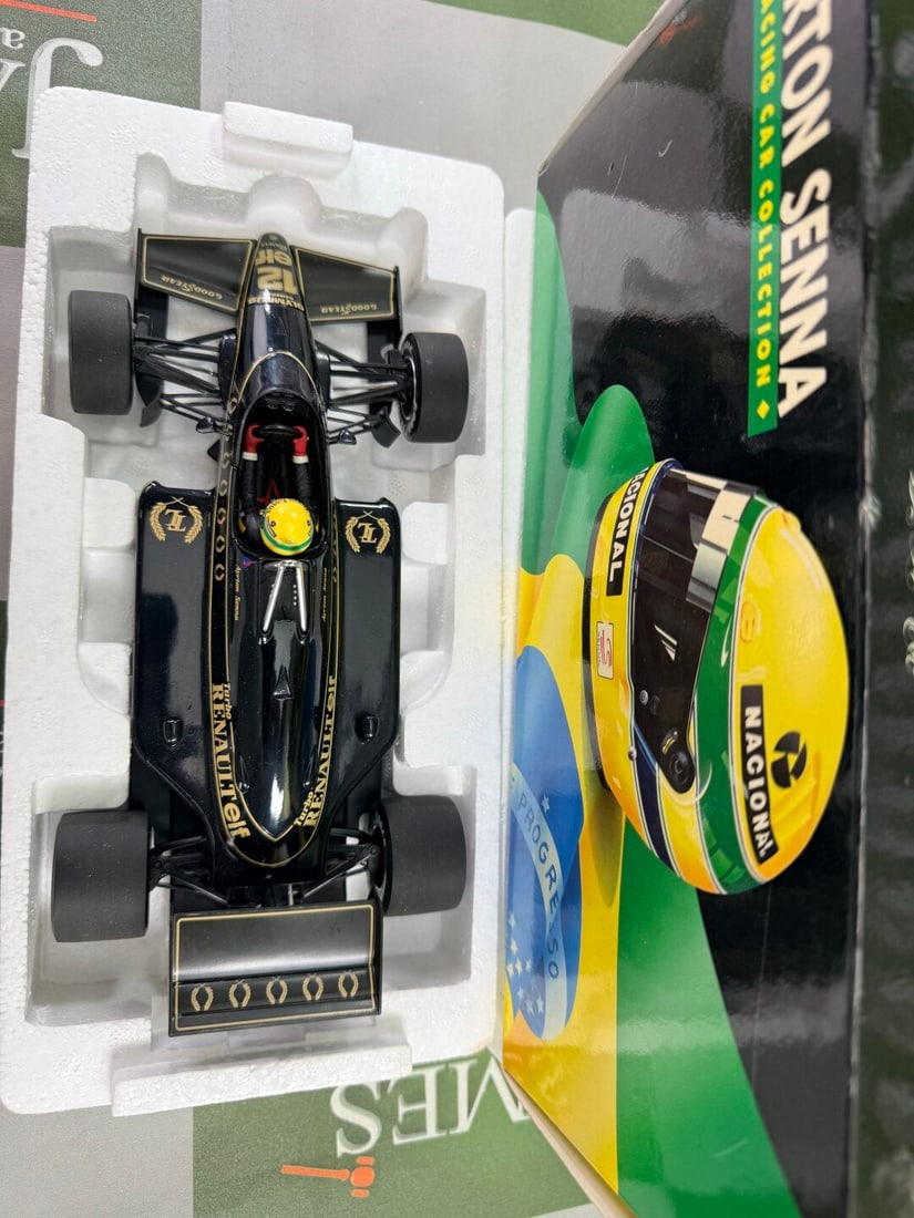 Minichamps 1/18 Scale Ayrton Senna Racing Car Collection Lotus Renault 97T 1985 - 7