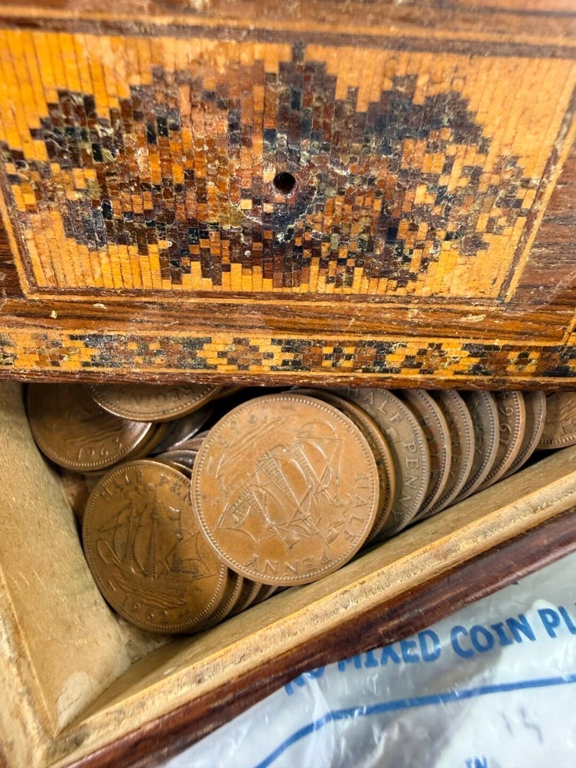 Large Collection Of Vintage & Modern Coinage - 12