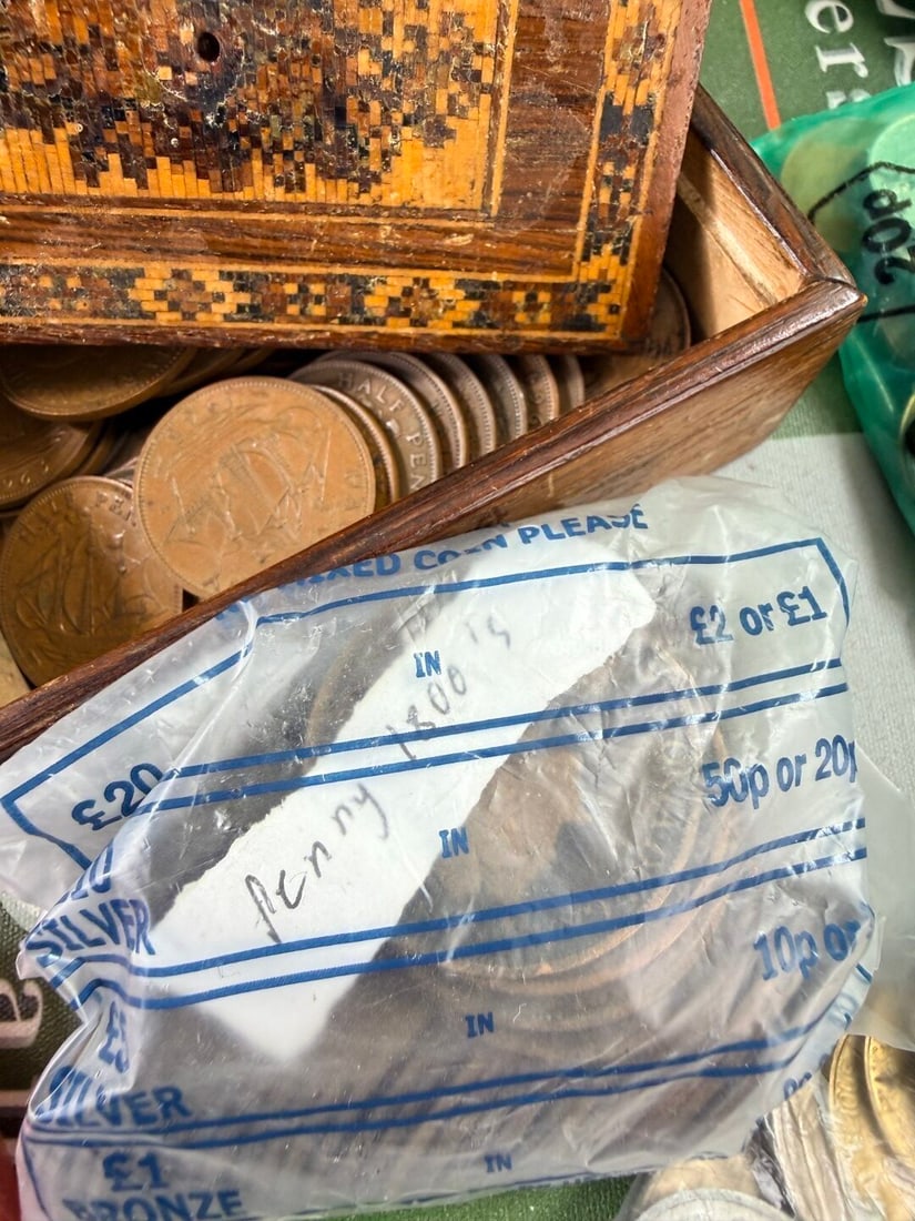 Large Collection Of Vintage & Modern Coinage - 5