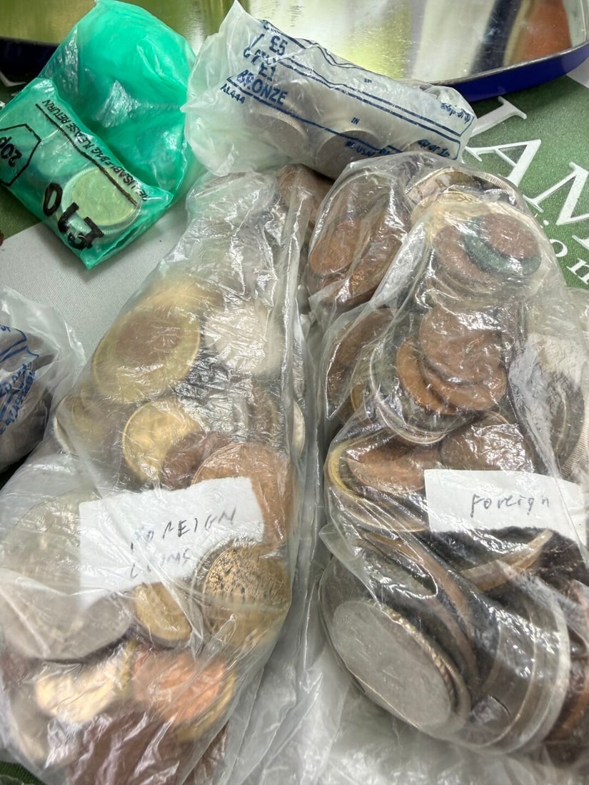 Large Collection Of Vintage & Modern Coinage - 6