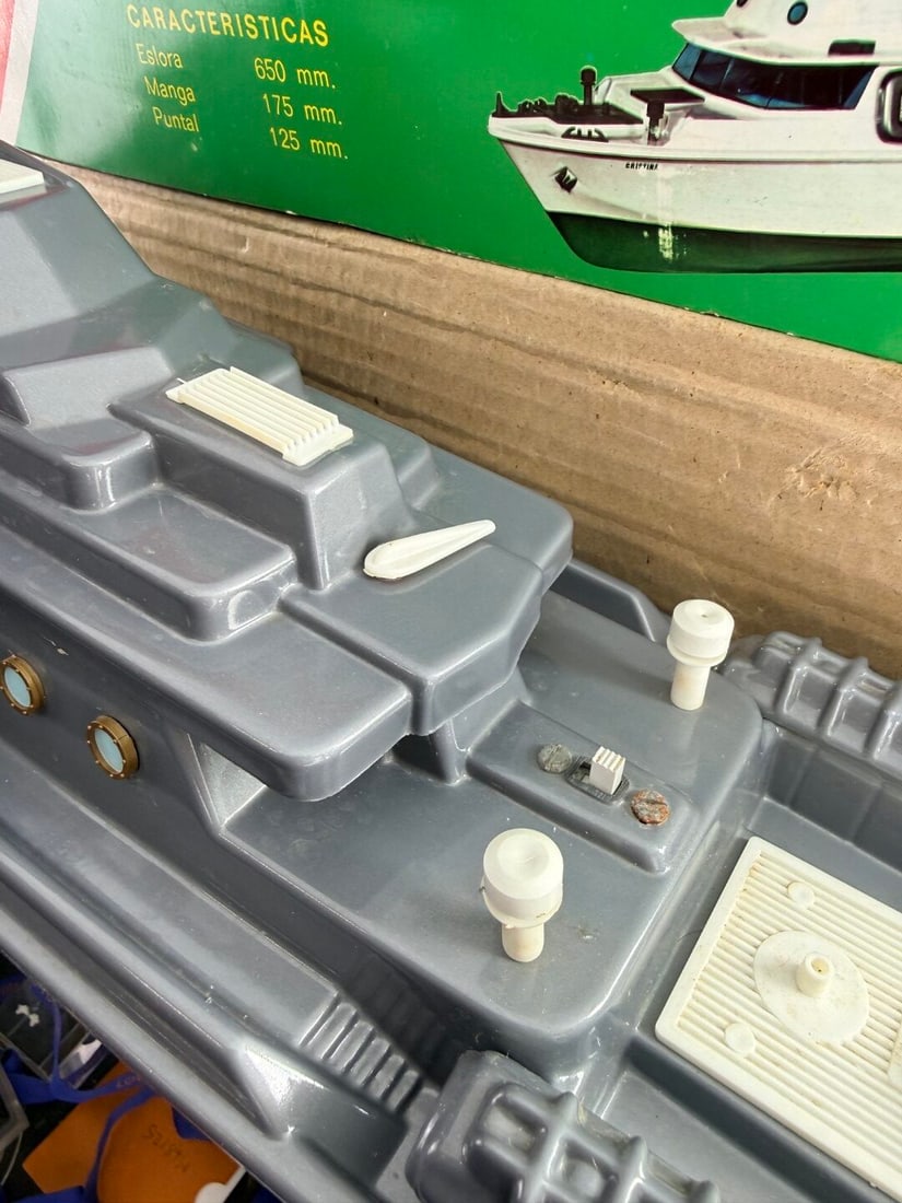 Spanish Ranetta Lancha Torpedera LT-70 battery operated torpedo boat - 2