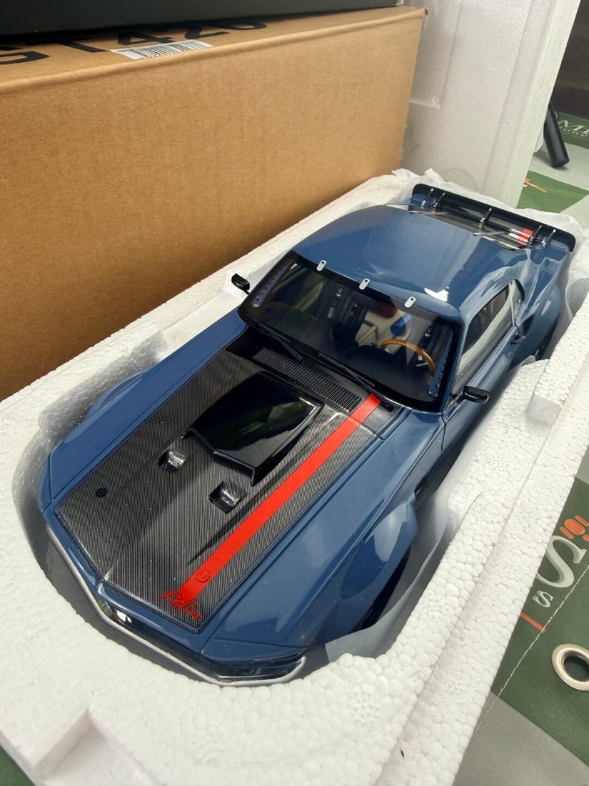 GT Spirit 1:18 Scale Limited Edition Mustang GT - 4