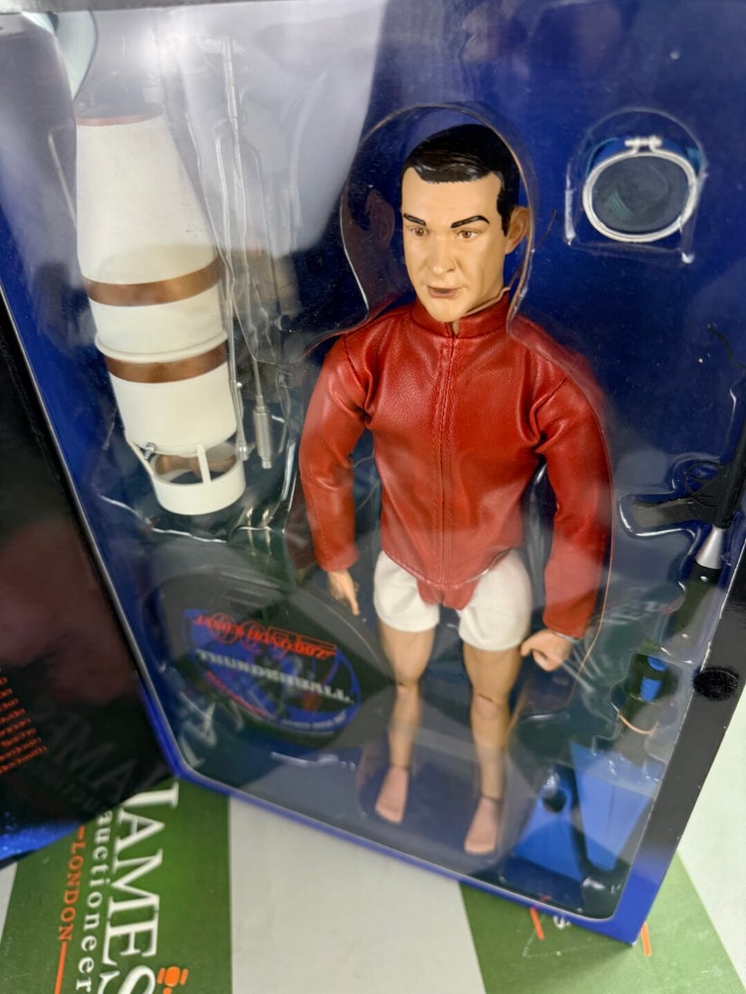 Sideshow Collectables James Bond 007 Sean Connery 12 Inch Figure In Thunderball - 4