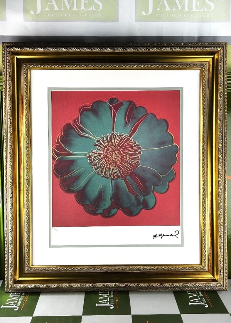Andy Warhol (1928-1987) Flower for Tacoma Dome Lithograph: Andy Warhol (1928-1987) Leo Castelli New York Gallery Lithograph Edition "Flower for Tacoma Dome" Professionally framed using museum quality perspex and double mount, gold finish ornate framed.Dimensi