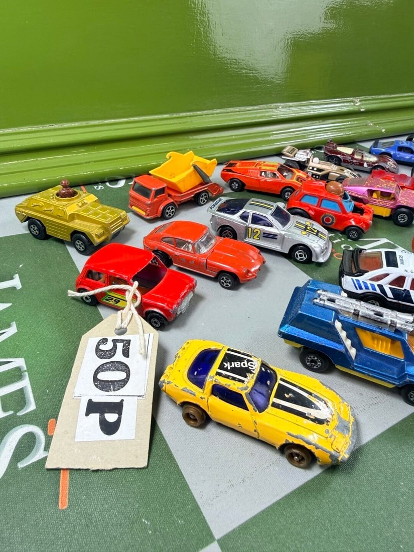 Collection of Corgi /Matchbox & Misc Dies Cast 1:43 Scale x 29 - 4