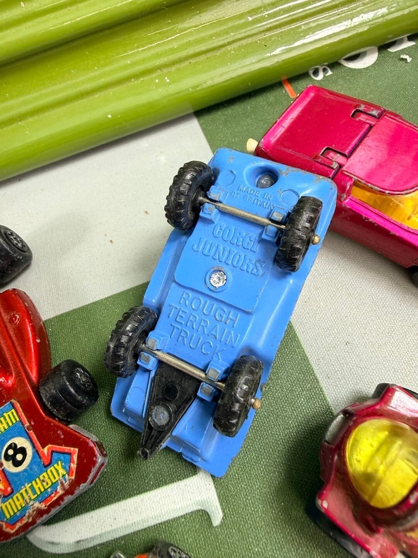 Collection of Corgi /Matchbox & Misc Dies Cast 1:43 Scale x 29 - 8