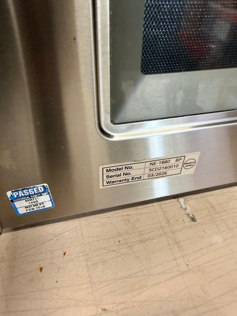 Panasonic Pro11 Model NE-1880 Commercial Microwave Oven RRp GBP 4k - 3
