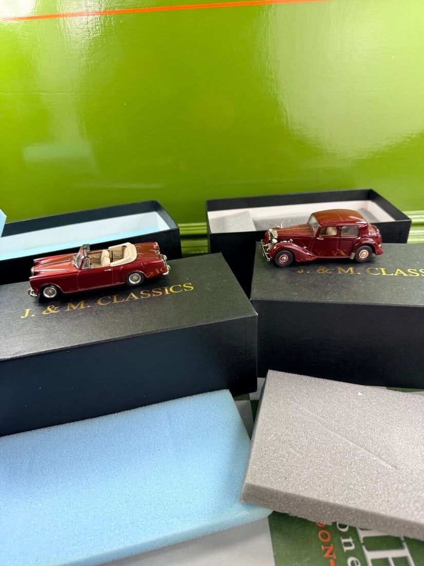 J & M Classics 1:43 Scale-TF21 Drophead & Alvis Ta14 Saloon #30: J & M Classics 1:43 Scale-TF21 Drophead & Alvis Ta14 Saloon #30,as pictured with original packaging, certificates etc