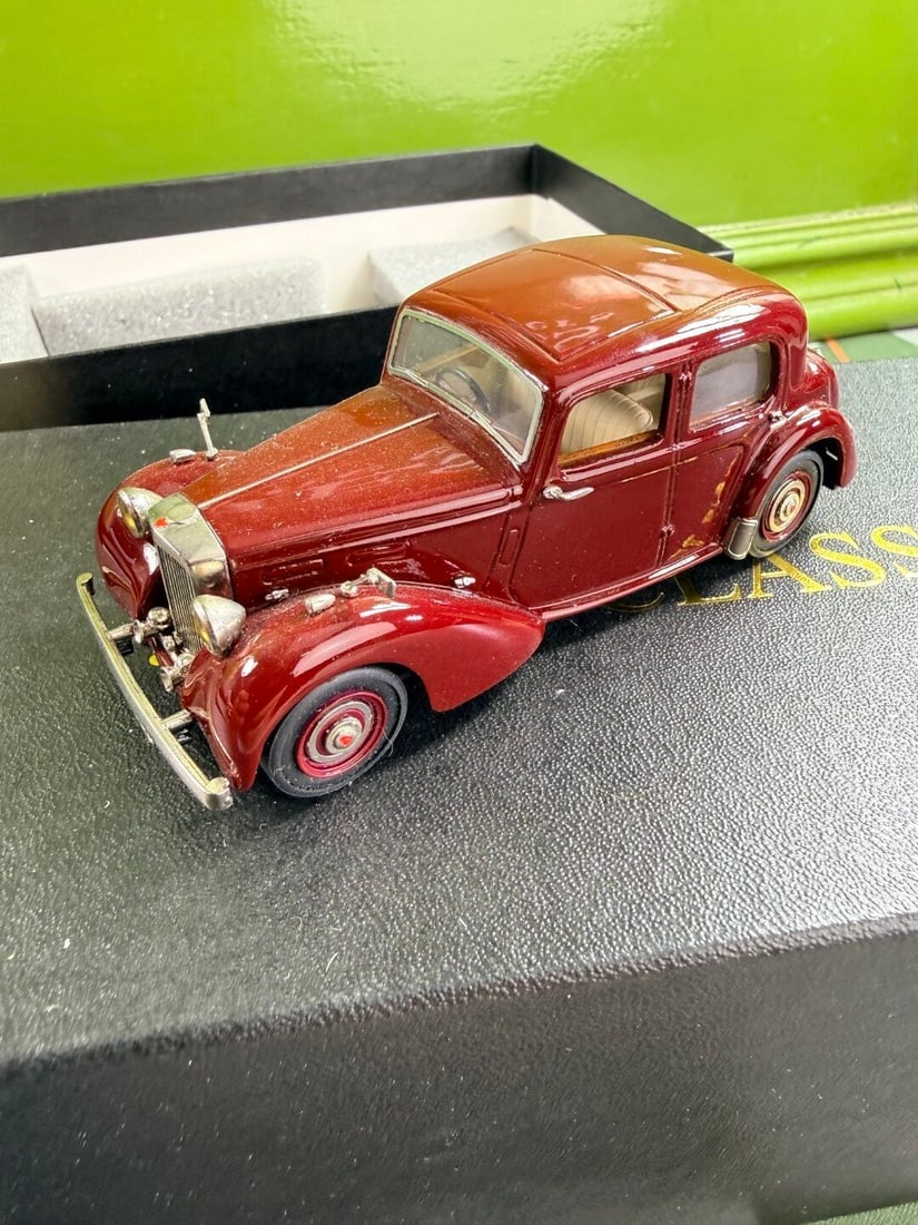 J & M Classics 1:43 Scale-TF21 Drophead & Alvis Ta14 Saloon #30 - 7