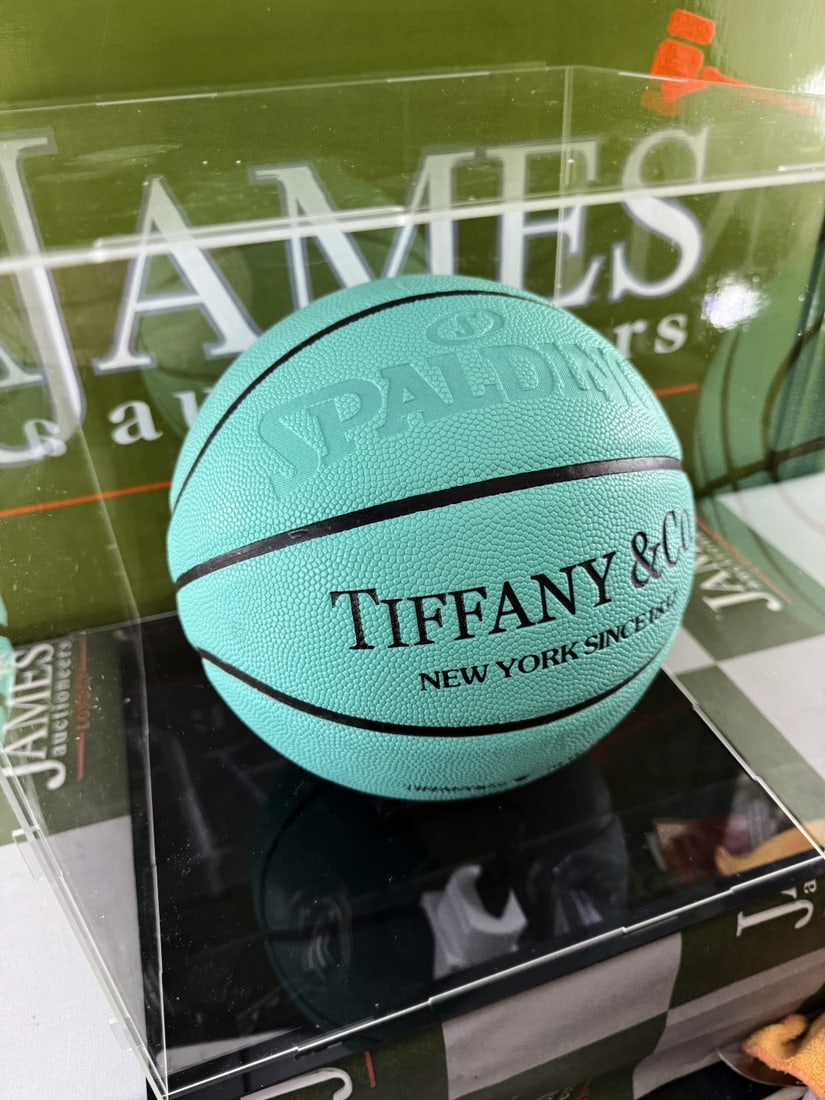 Tiffany & Co Full Size 7 Basketball-Unused Example - 4