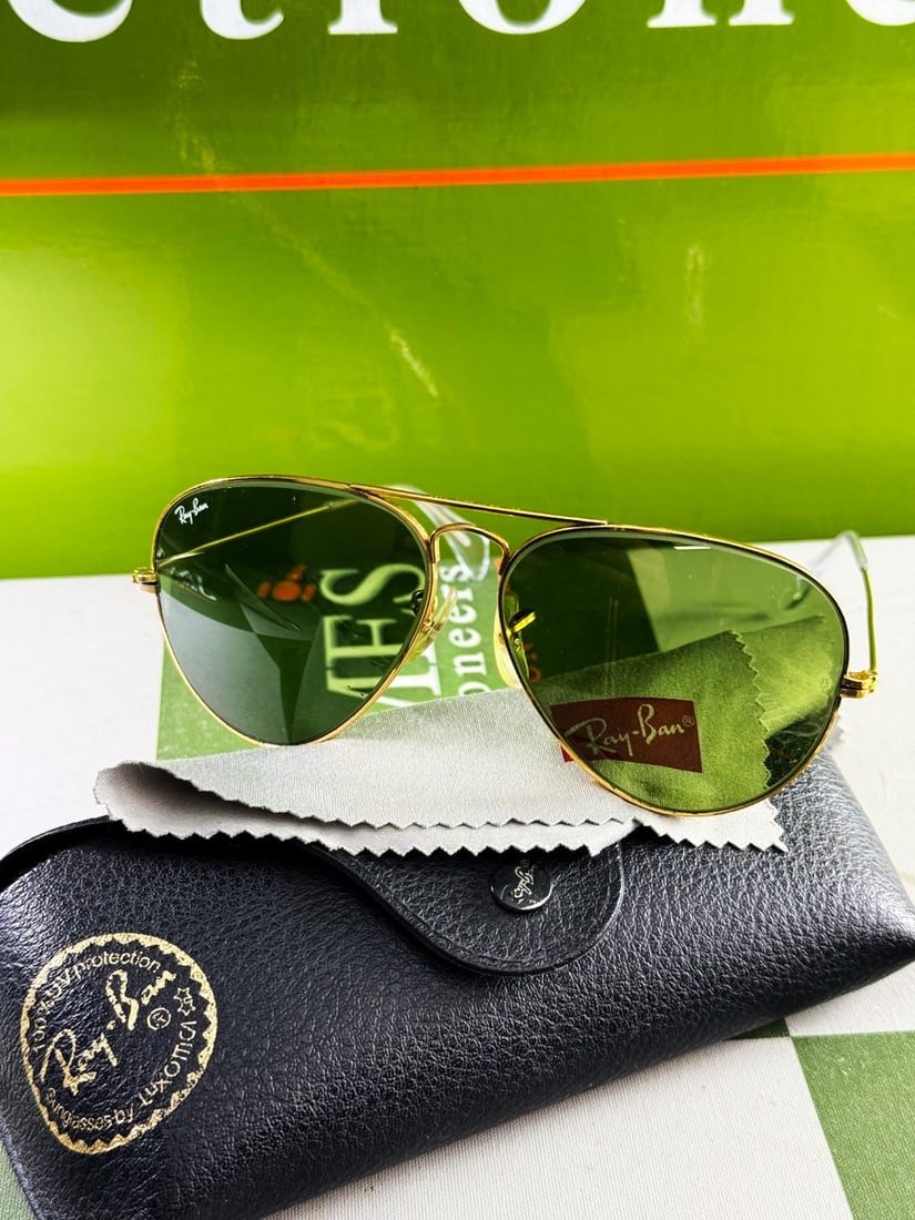 Ray-Ban Vintage Aviator Sunglasses - 2