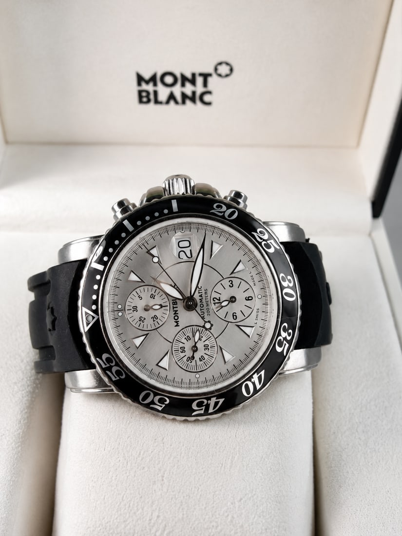 Montblanc Swiss Made Meisterstuck 7034 Edition 42mm Automatic Chronograph: Montblanc Meisterstuck Automatic Chronograph 7034, 200m water resistant, sapphire glass, pearl finish face, comes with original box as pictured.tested as working at time of lotting.