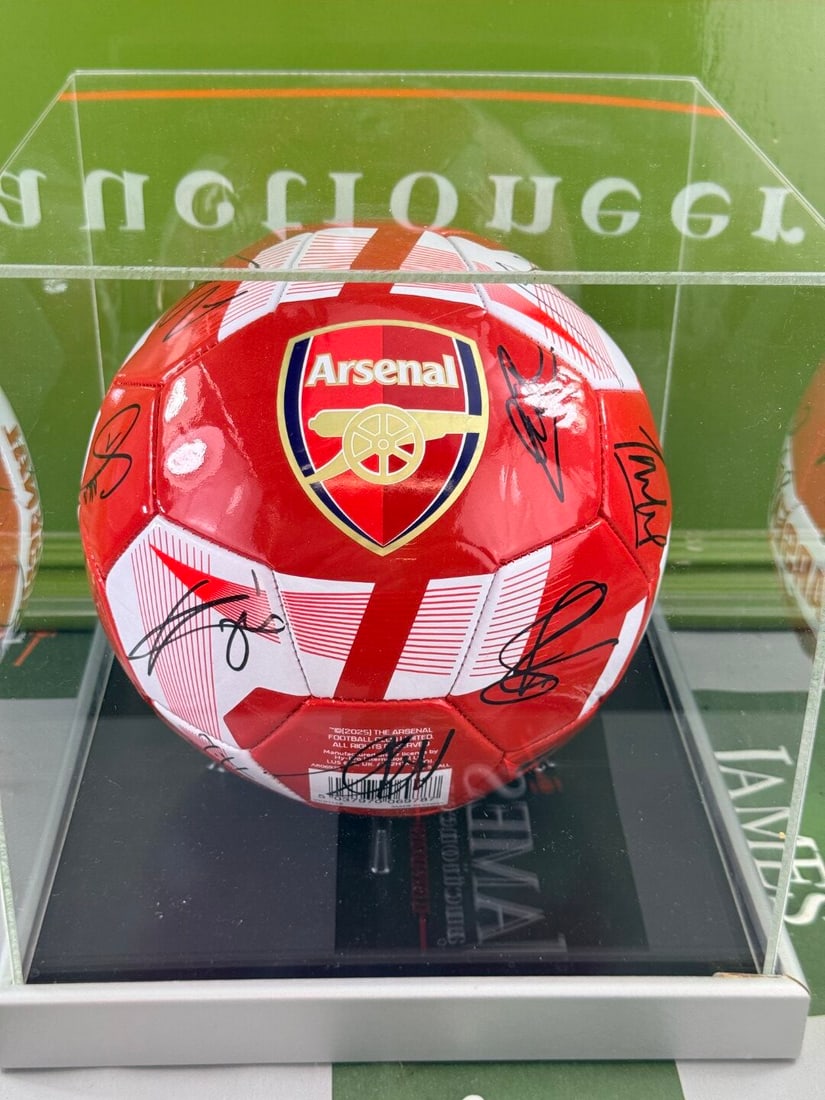 Arsenal FC Signed 2025-26 Premier League Champions Football In Case - 4