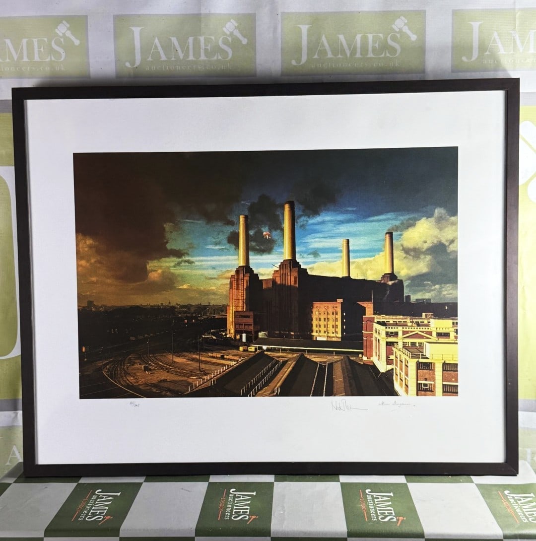 Pink Floyd `Animals` Ltd Edition 135/295 Signed by Nick Mason & Storm Thorgeson. RRp GBP 12k-: Art Investment-Pink Floyd `Animals` Silkcreen Ltd Edition 135/295 Worldwide Signed by Nick Mason(Pink Floyd,Drummer) & Storm Thorgersson(Album artwork designer) signed in pencil by both Nick Mason