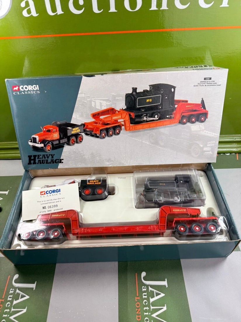 Annis & Co 1:50 Scale Diamond Ballast/Trailer & Locomotive: Annis & Co 1:50 Scale Diamond Ballast/Trailer & Locomotive, as pictured complete and in unopened condition. certificate included.
